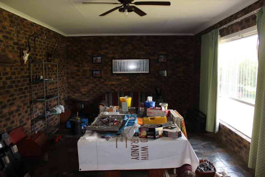 5 Bedroom Property for Sale in Deneysville Free State